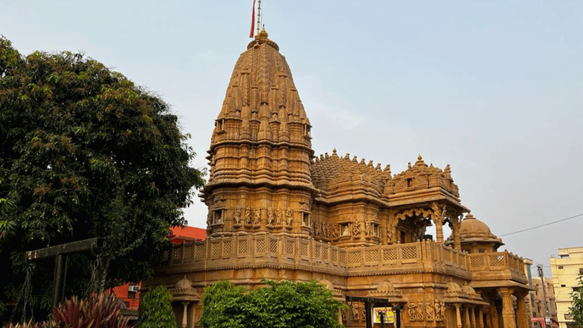Shri Chintamani Parshwanath Jain Shwetambar Mandir