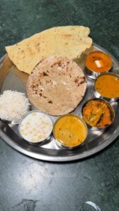 Haridwar ka sabse famous भोजनालय 😍 देसी घी में तैयार 😋 - Facebook video