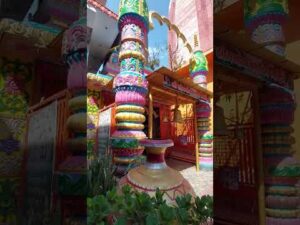 Haridwar pilot baba Ashram - YouTube video
